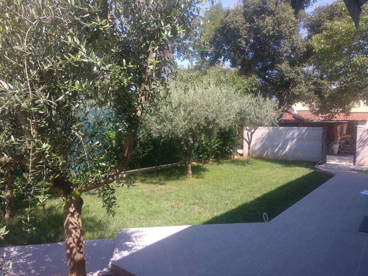 App Neno Hotel Murine Exterior photo